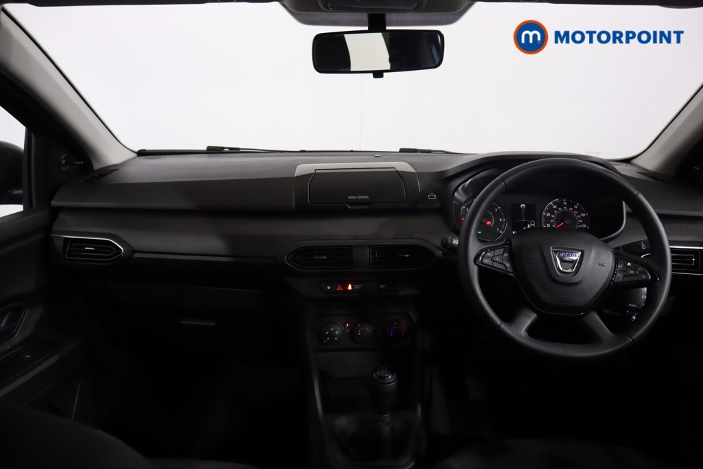 Dacia Sandero Essential Manual Petrol Hatchback - Stock Number (1564195) - 17th supplementary image