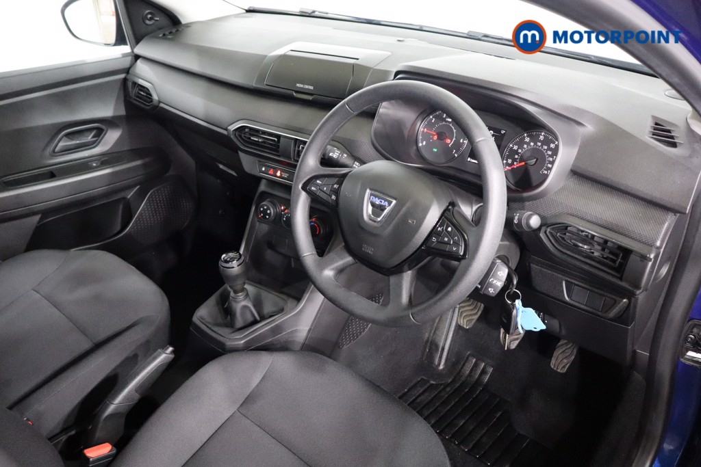Dacia Sandero Essential Manual Petrol Hatchback - Stock Number (1564195) - 1st supplementary image