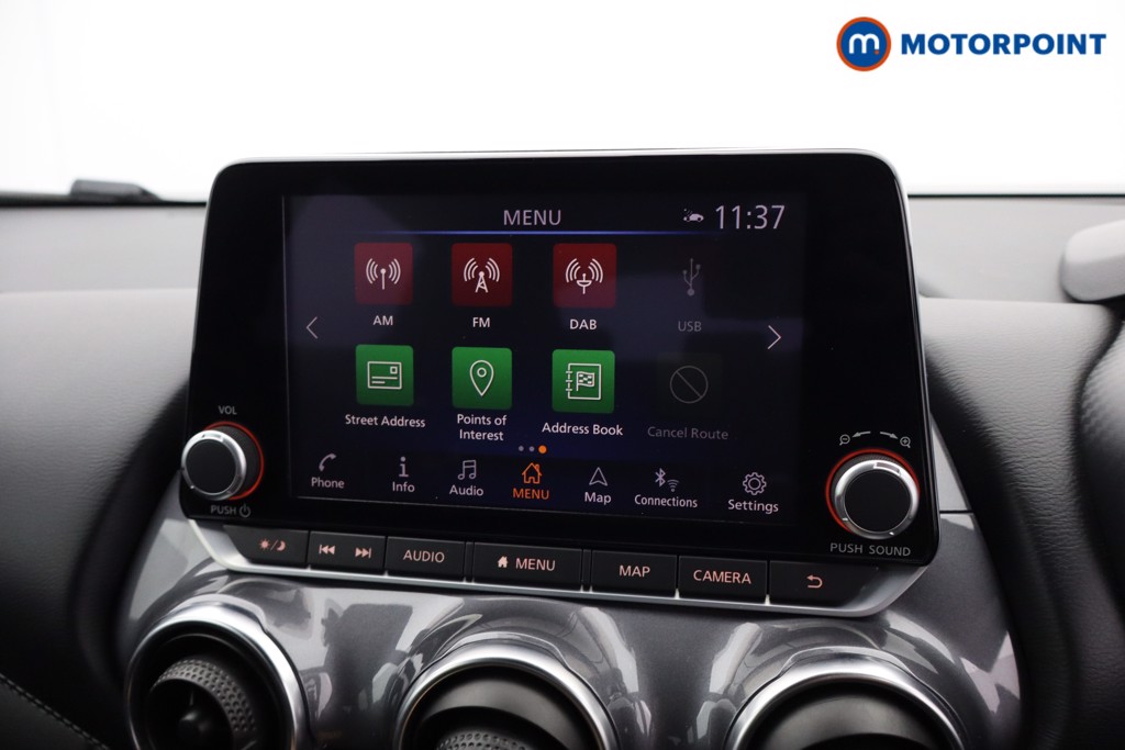 Nissan Juke N-Connecta Automatic Petrol SUV - Stock Number (1566897) - 9th supplementary image