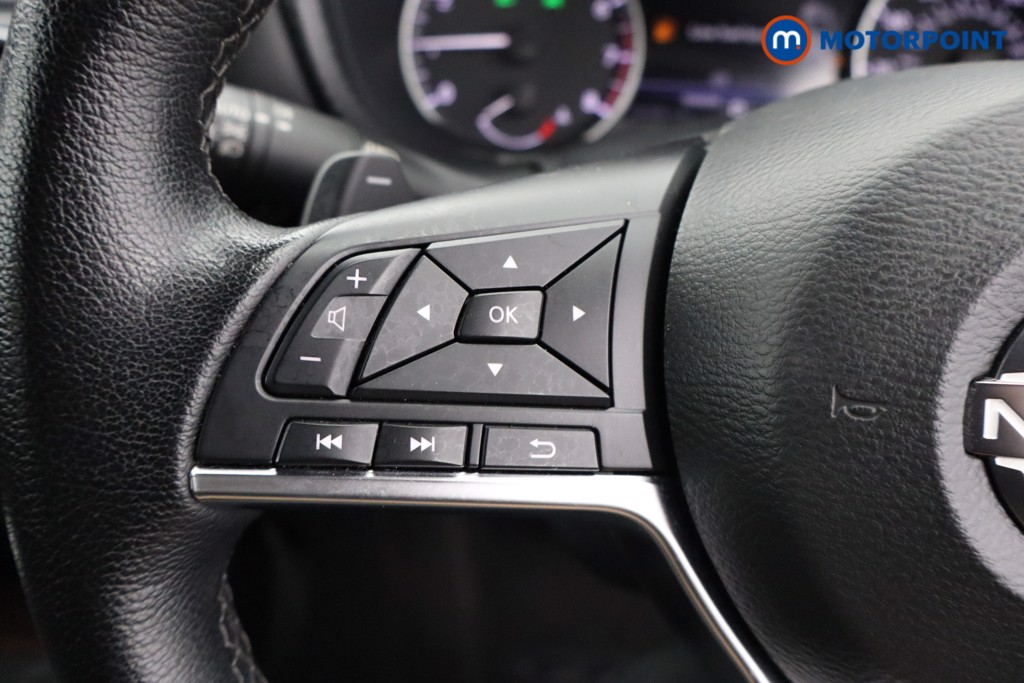 Nissan Juke N-Connecta Automatic Petrol SUV - Stock Number (1566897) - 13th supplementary image