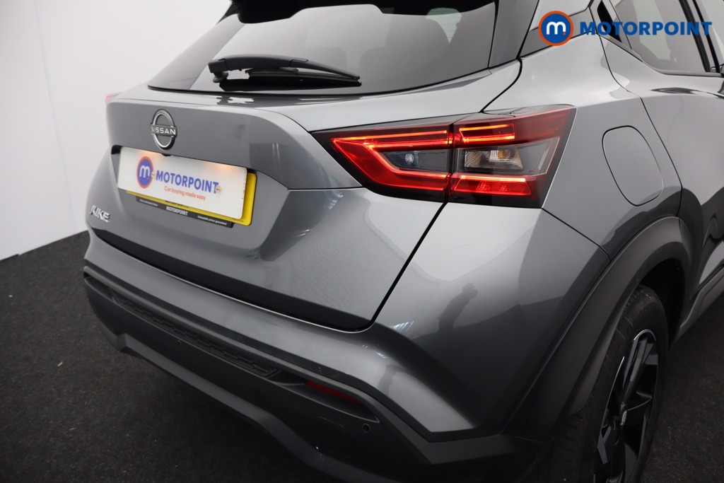 Nissan Juke N-Connecta Automatic Petrol SUV - Stock Number (1566897) - 25th supplementary image