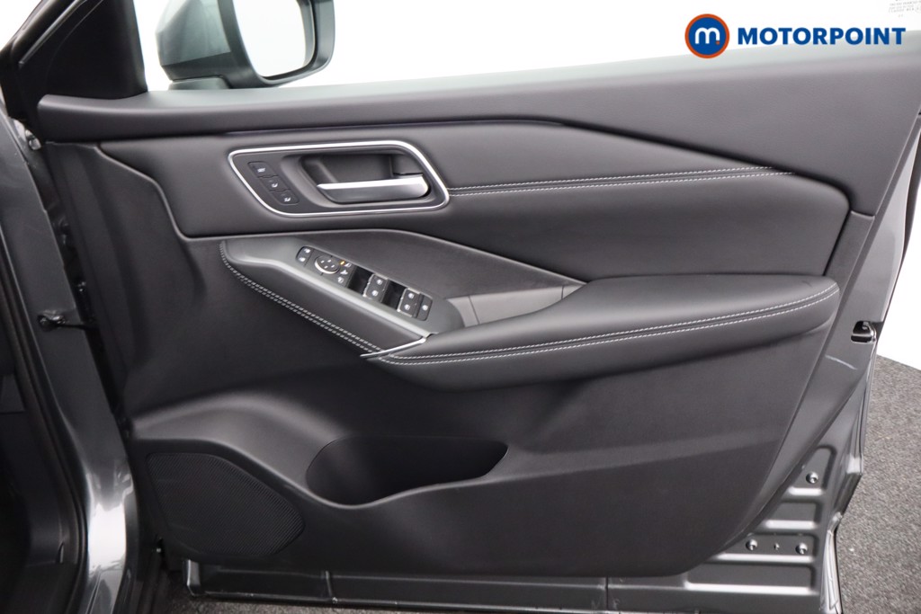 Nissan Qashqai Tekna Automatic Petrol SUV - Stock Number (1569880) - 16th supplementary image