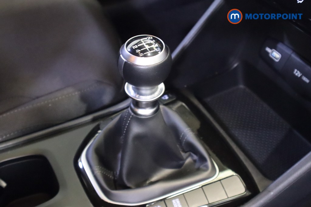 Hyundai Tucson Se Connect Manual Petrol SUV - Stock Number (1569940) - 5th supplementary image