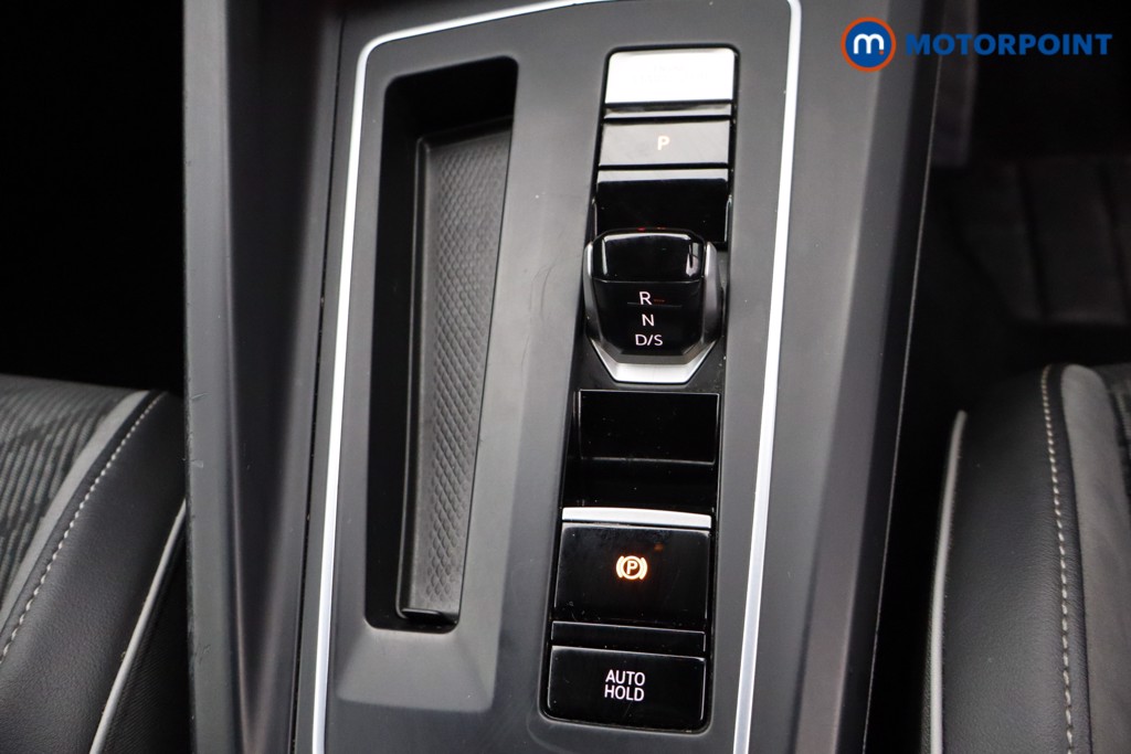 Volkswagen Golf R-Line Automatic Petrol Hatchback - Stock Number (1570234) - 12th supplementary image