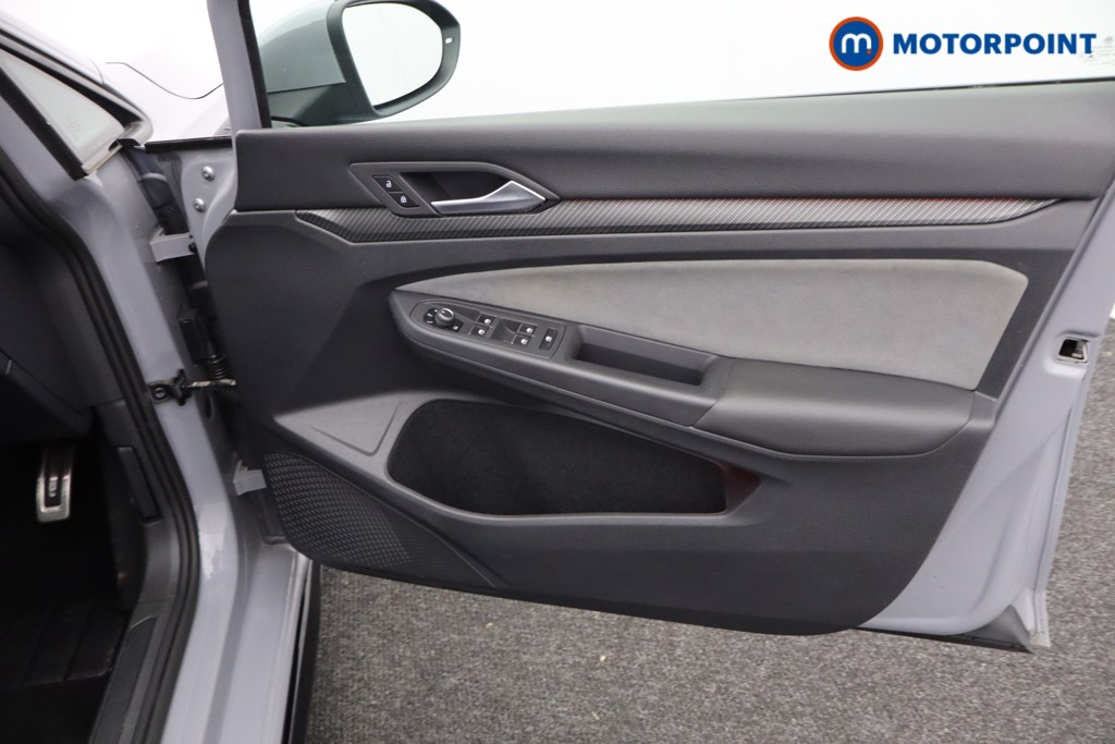 Volkswagen Golf R-Line Automatic Petrol Hatchback - Stock Number (1570234) - 17th supplementary image