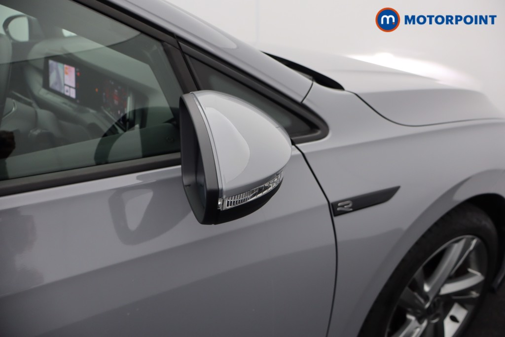 Volkswagen Golf R-Line Automatic Petrol Hatchback - Stock Number (1570234) - 18th supplementary image