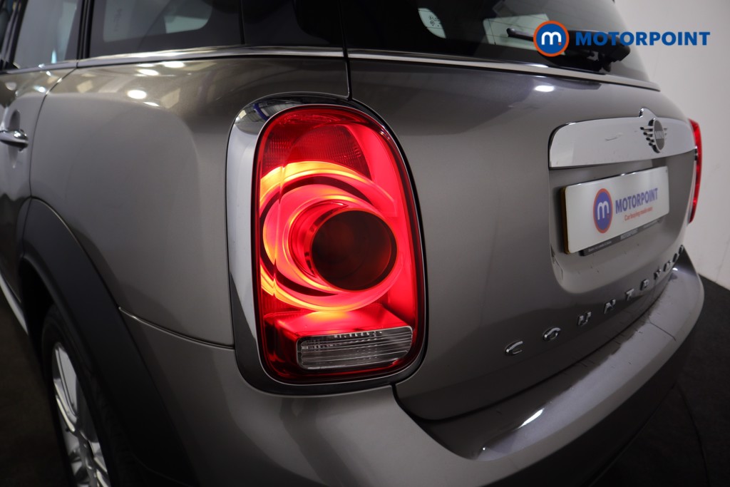Mini Countryman Cooper Exclusive Manual Petrol SUV - Stock Number (1570260) - 21st supplementary image