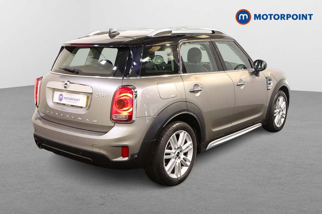 Mini Countryman Cooper Exclusive Manual Petrol SUV - Stock Number (1570260) - Drivers side rear corner