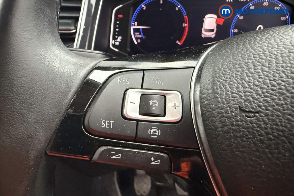 Volkswagen T-Roc SEL Manual Diesel SUV - Stock Number (1570617) - 4th supplementary image