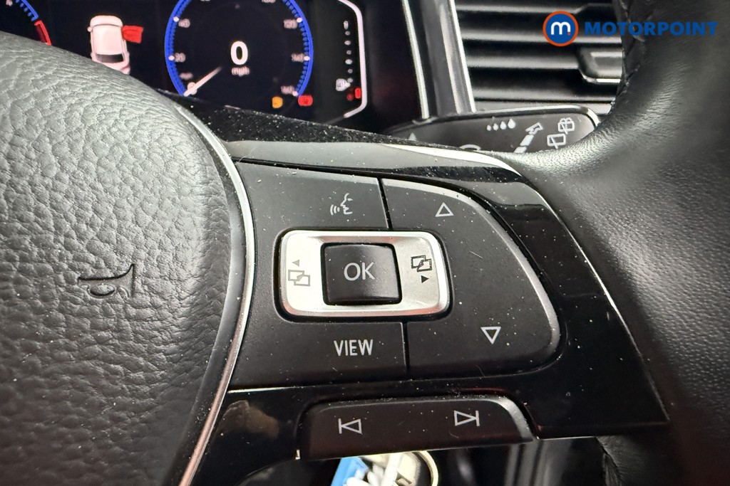 Volkswagen T-Roc SEL Manual Diesel SUV - Stock Number (1570617) - 5th supplementary image