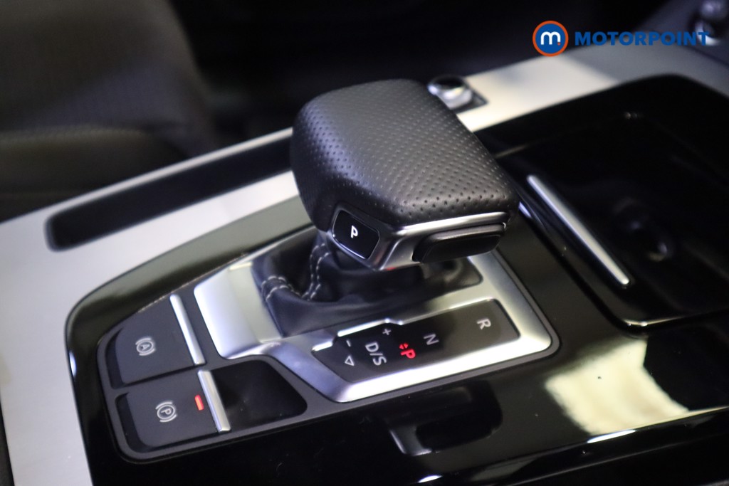 Audi Q5 S Line Automatic Diesel SUV - Stock Number (1571419) - 5th supplementary image