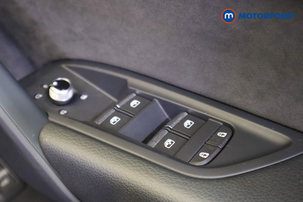 Audi Q5 S Line Automatic Diesel SUV - Stock Number (1571419) - 14th supplementary image