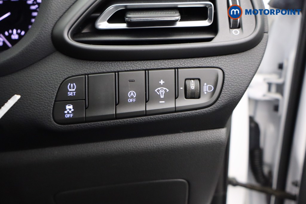 Hyundai I30 Se Connect Manual Petrol Hatchback - Stock Number (1571501) - 11th supplementary image