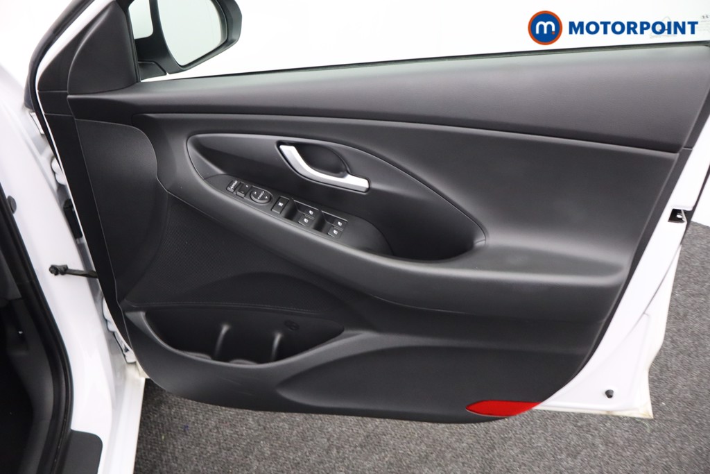 Hyundai I30 Se Connect Manual Petrol Hatchback - Stock Number (1571501) - 13th supplementary image
