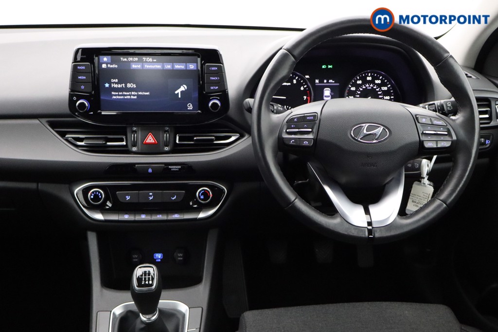 Hyundai I30 Se Connect Manual Petrol Hatchback - Stock Number (1571501) - 1st supplementary image