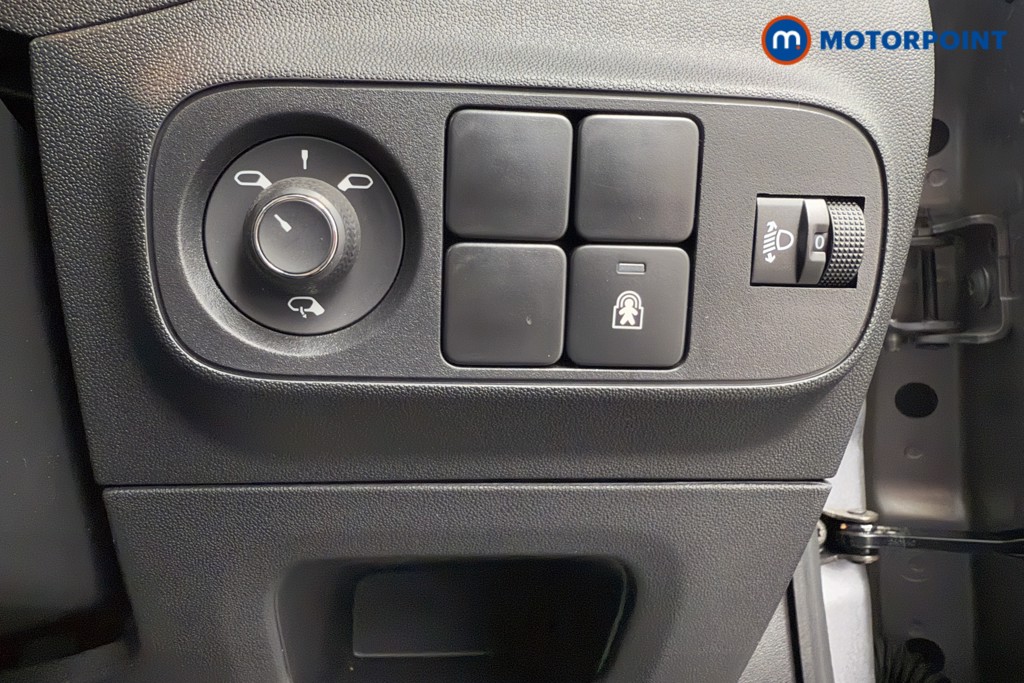 Citroen C3 Plus Manual Petrol Hatchback - Stock Number (1571580) - 15th supplementary image