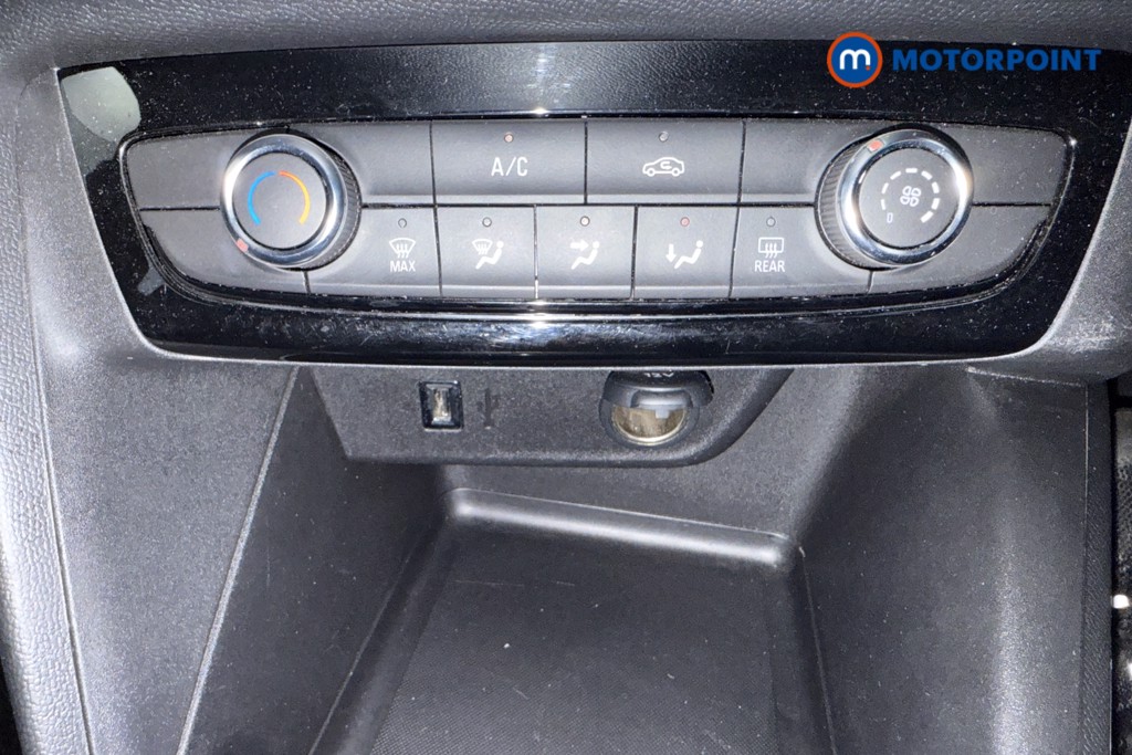 Vauxhall Corsa Design Manual Petrol Hatchback - Stock Number (1571584) - 7th supplementary image