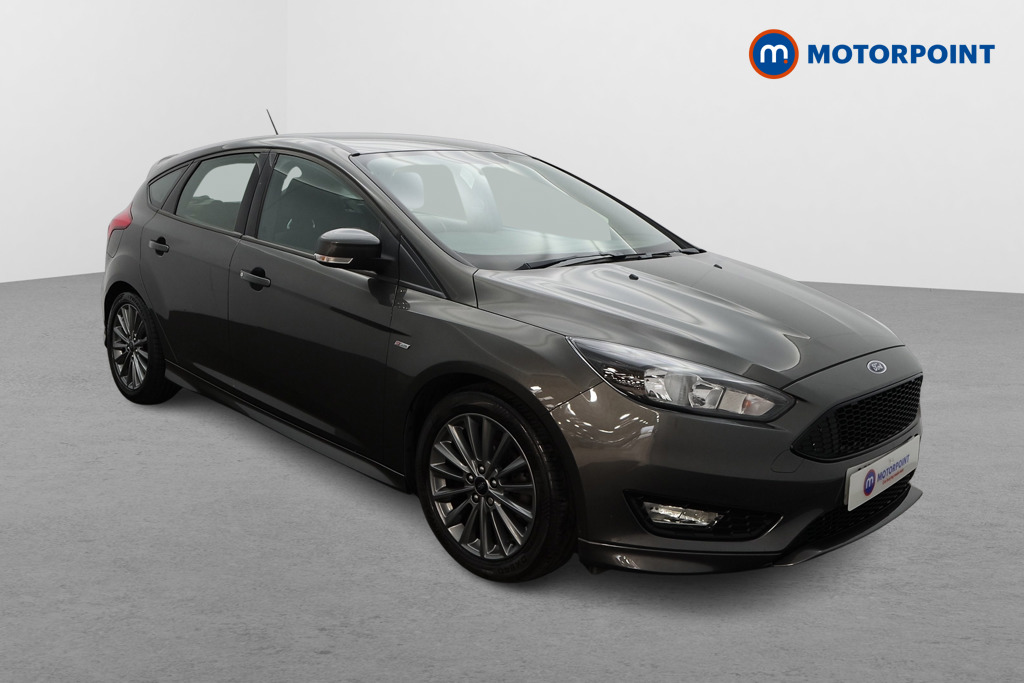 Ford Focus St-Line Manual Petrol Hatchback - Stock Number (1571625) - Drivers side front corner