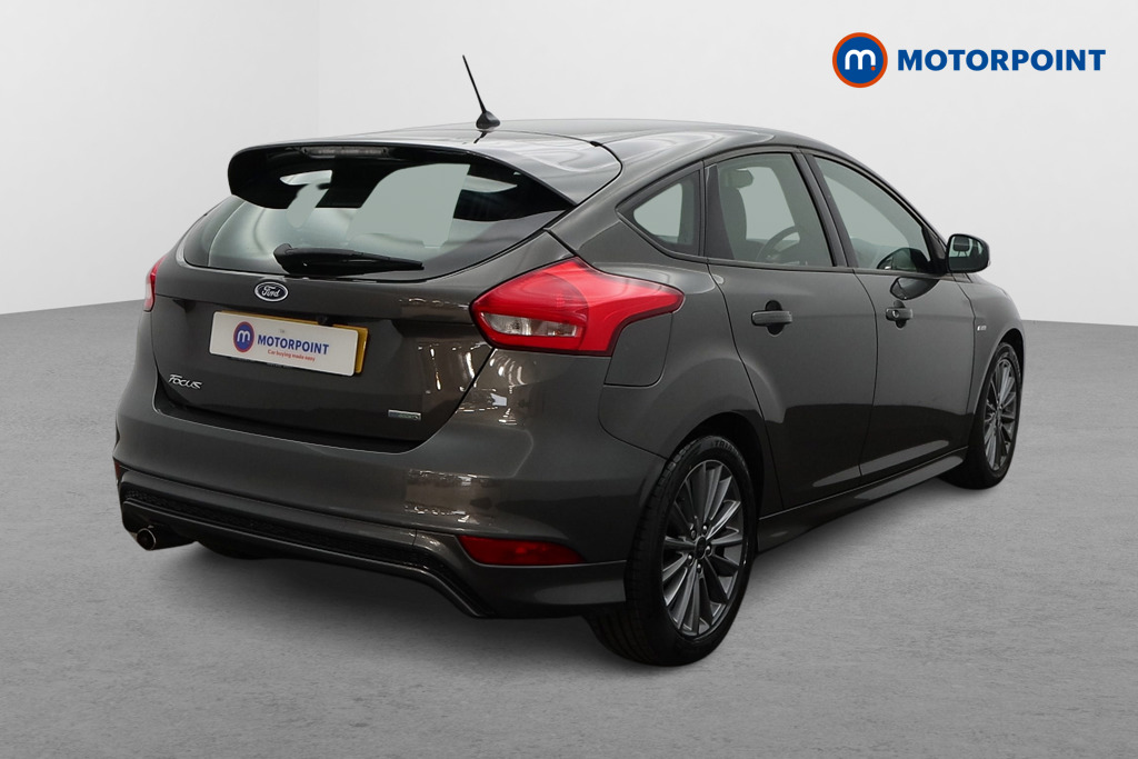 Ford Focus St-Line Manual Petrol Hatchback - Stock Number (1571625) - Drivers side rear corner