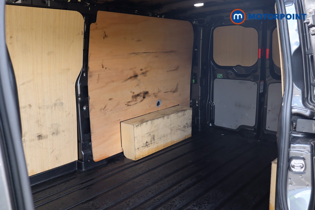 Ford Transit Custom Limited Manual Diesel Panel Van - Stock Number (1571852) - 18th supplementary image