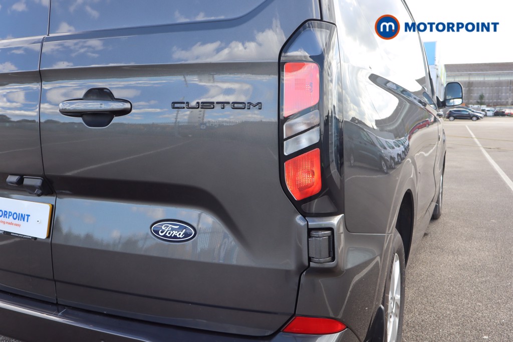 Ford Transit Custom Limited Manual Diesel Panel Van - Stock Number (1571852) - 26th supplementary image