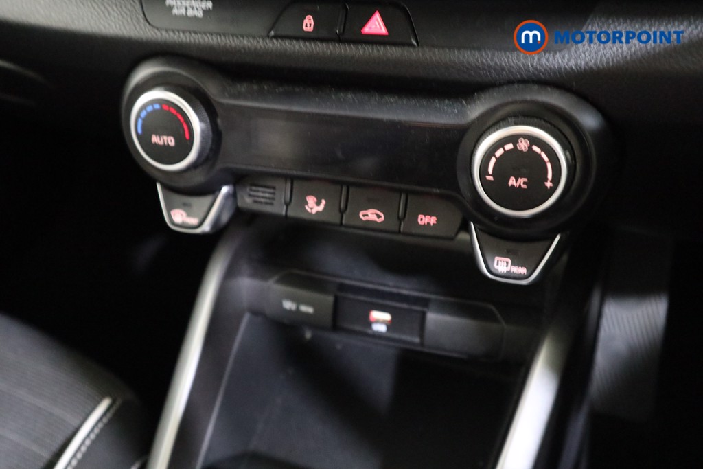 KIA Stonic Gt-Line S Manual Petrol SUV - Stock Number (1572010) - 7th supplementary image
