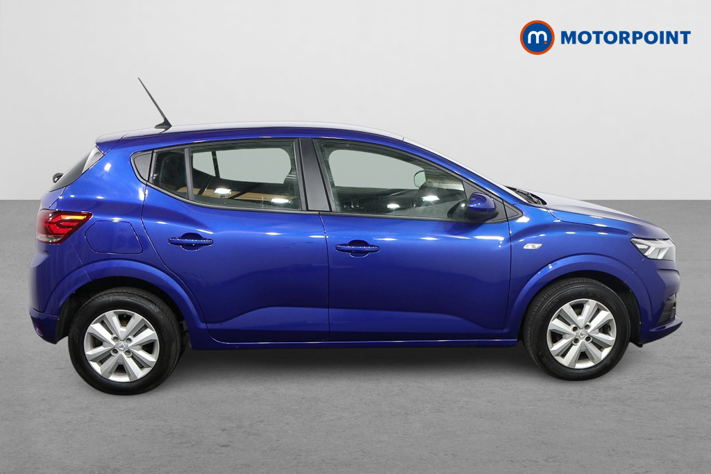 Dacia Sandero Comfort Manual Petrol Hatchback - Stock Number (1572581) - Drivers side