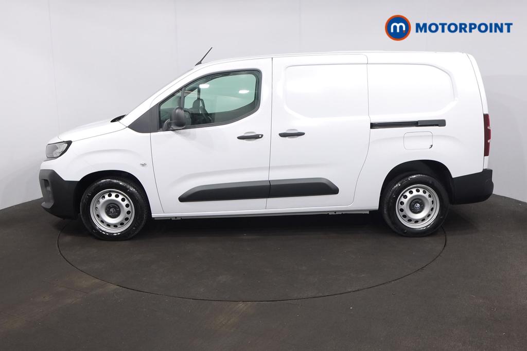 Vauxhall Combo Cargo Prime Manual Diesel Panel Van - Stock Number (1573210) - Passenger side