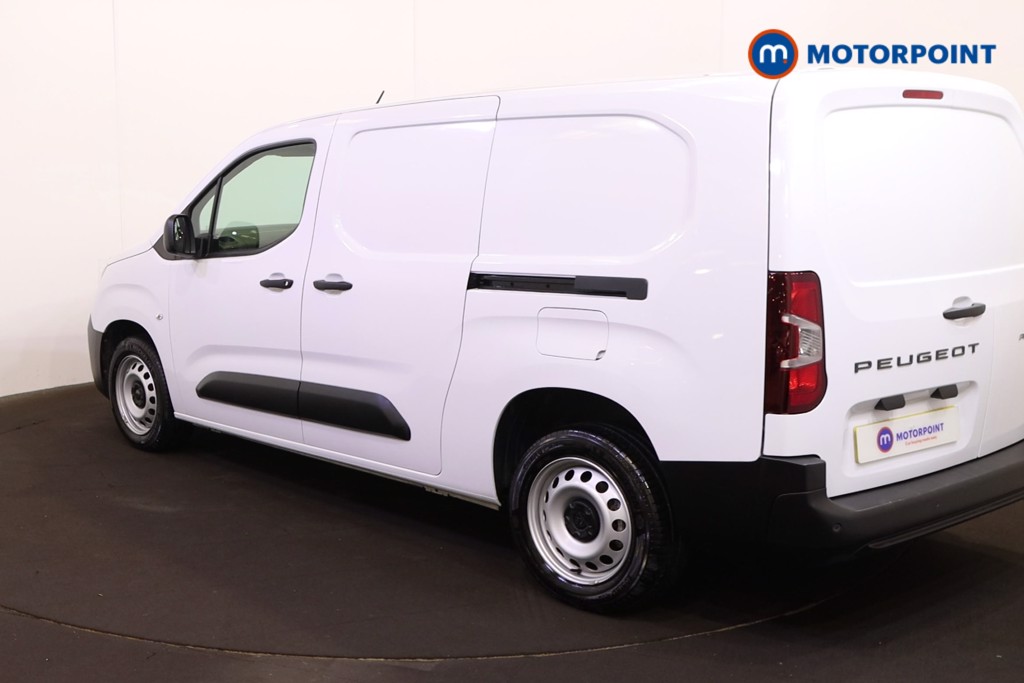 Peugeot Partner Professional Manual Diesel Panel Van - Stock Number (1573250) - Passenger side rear corner