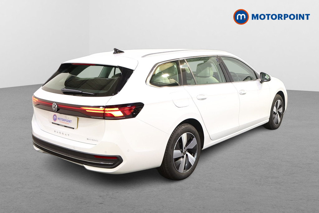 Volkswagen Passat Life Automatic Petrol Plug-In Hybrid Estate - Stock Number (1573336) - Drivers side rear corner