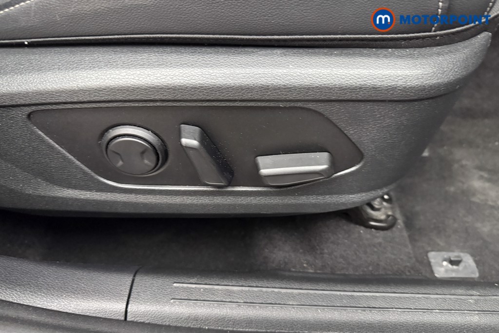 KIA Sportage 3 Automatic Petrol-Electric Hybrid SUV - Stock Number (1573519) - 16th supplementary image