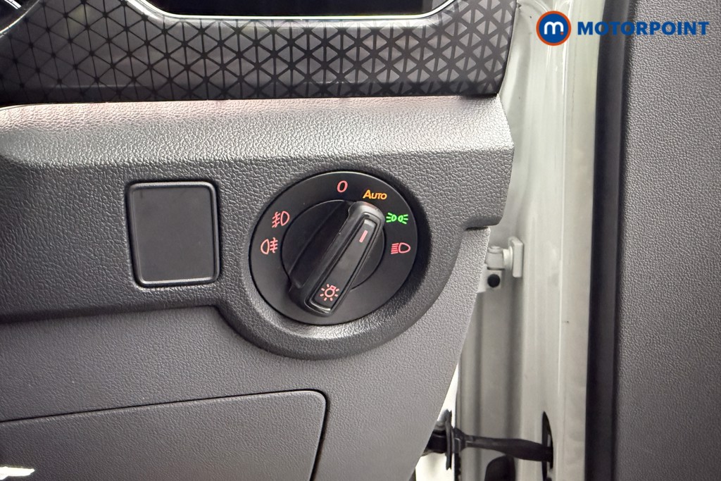 Volkswagen T-Cross SEL Manual Petrol SUV - Stock Number (1573715) - 15th supplementary image