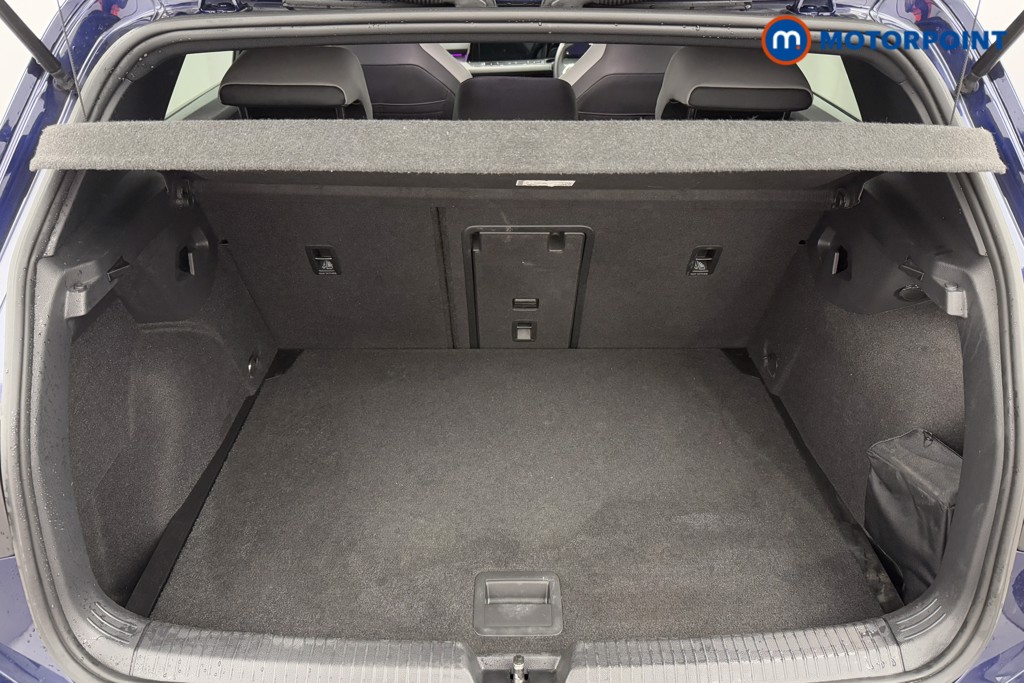 Volkswagen Golf R-Line Manual Petrol Hatchback - Stock Number (1573783) - 30th supplementary image