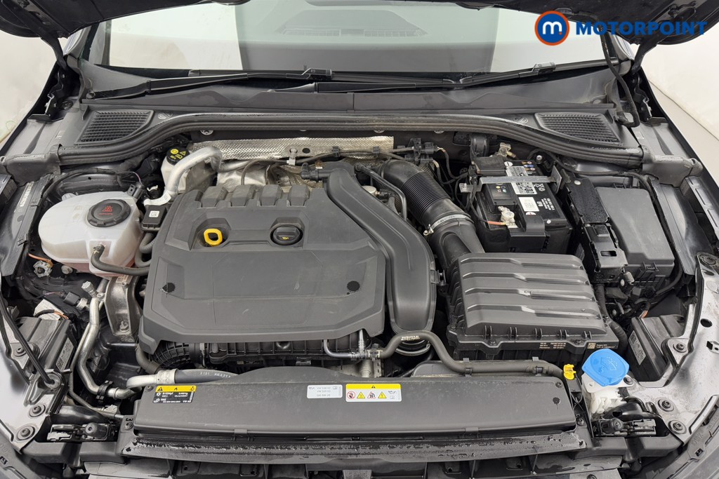 Volkswagen Golf R-Line Manual Petrol Hatchback - Stock Number (1573783) - 35th supplementary image