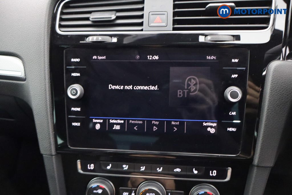 Volkswagen Golf R-Line Automatic Petrol Hatchback - Stock Number (1573918) - 3rd supplementary image