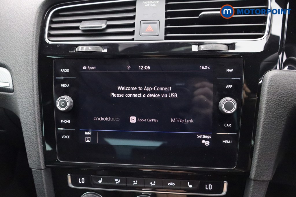 Volkswagen Golf R-Line Automatic Petrol Hatchback - Stock Number (1573918) - 5th supplementary image