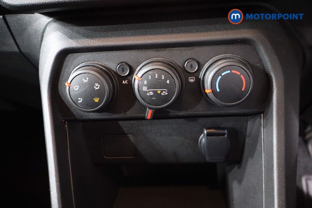 Dacia Jogger Essential Manual Petrol People Carrier - Stock Number (1574187) - 15th supplementary image