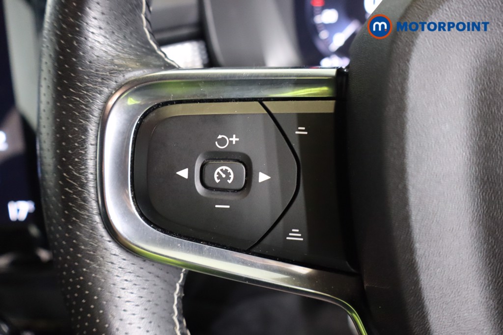 Volvo Xc40 R Design Manual Petrol SUV - Stock Number (1574273) - 13th supplementary image