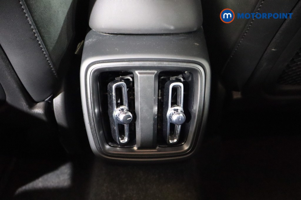 Volvo Xc40 R Design Manual Petrol SUV - Stock Number (1574273) - 22nd supplementary image