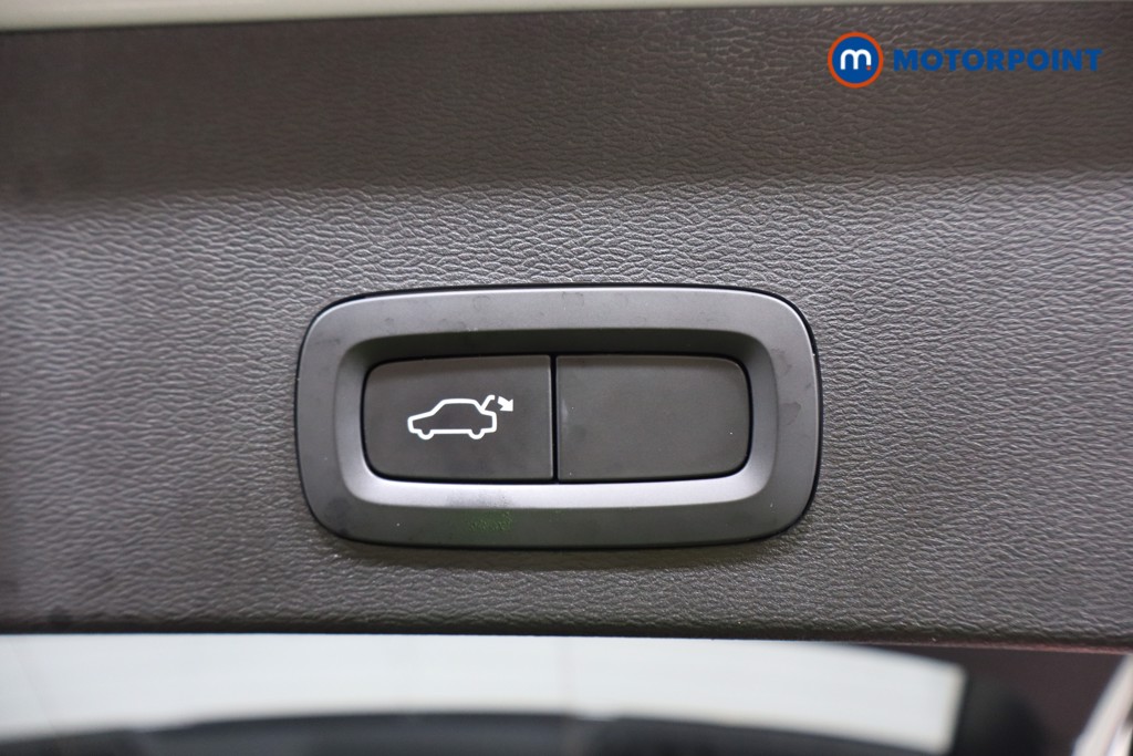 Volvo Xc40 R Design Manual Petrol SUV - Stock Number (1574273) - 25th supplementary image