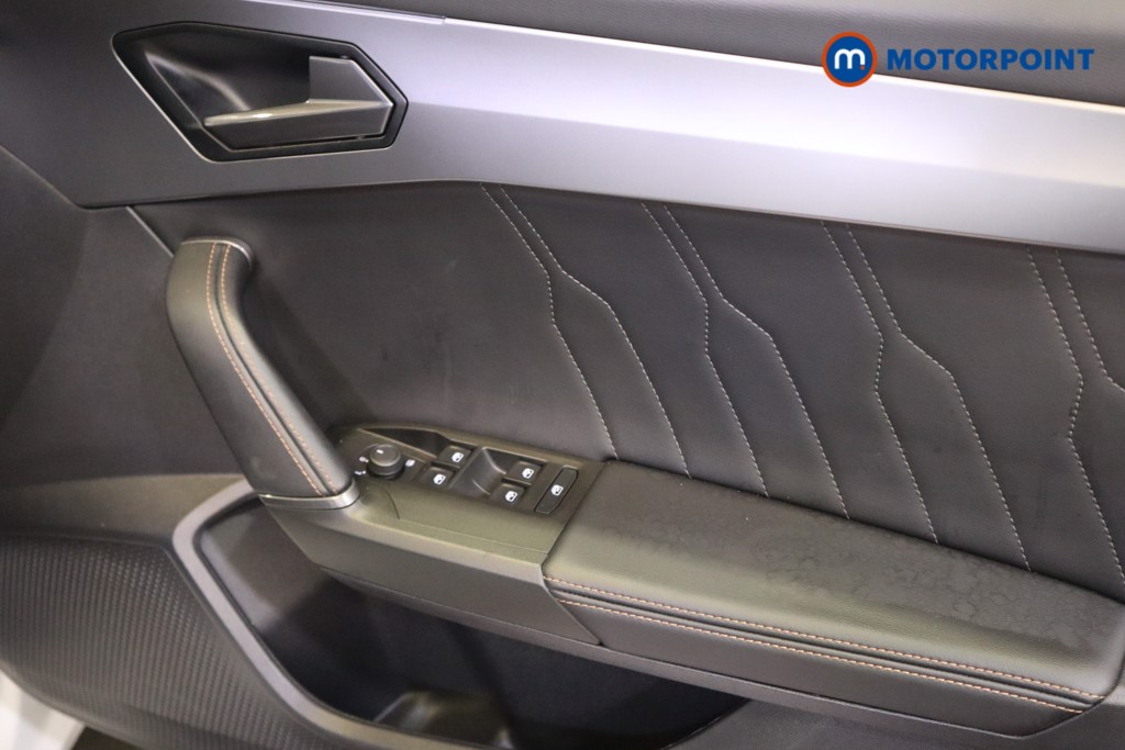 Cupra Leon V1 Automatic Petrol Hatchback - Stock Number (1574417) - 13th supplementary image