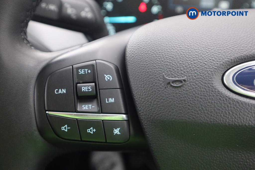 Ford Focus Trend Manual Petrol Hatchback - Stock Number (1574490) - 5th supplementary image