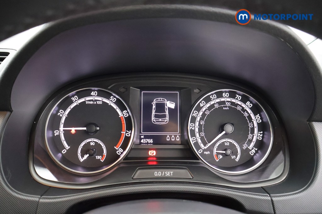 Skoda Fabia Colour Edition Manual Petrol Hatchback - Stock Number (1574745) - 3rd supplementary image