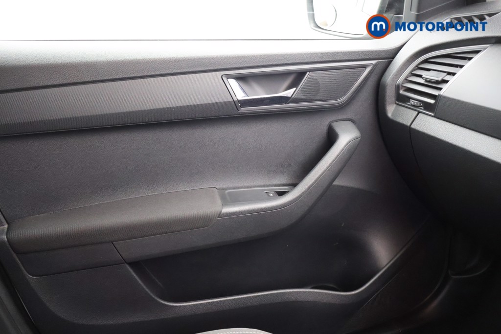 Skoda Fabia Colour Edition Manual Petrol Hatchback - Stock Number (1574745) - 7th supplementary image