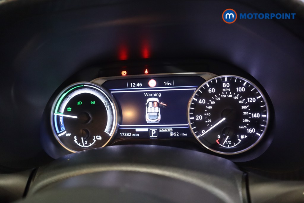 Nissan Juke N-Connecta Automatic Petrol-Electric Hybrid SUV - Stock Number (1574762) - 4th supplementary image