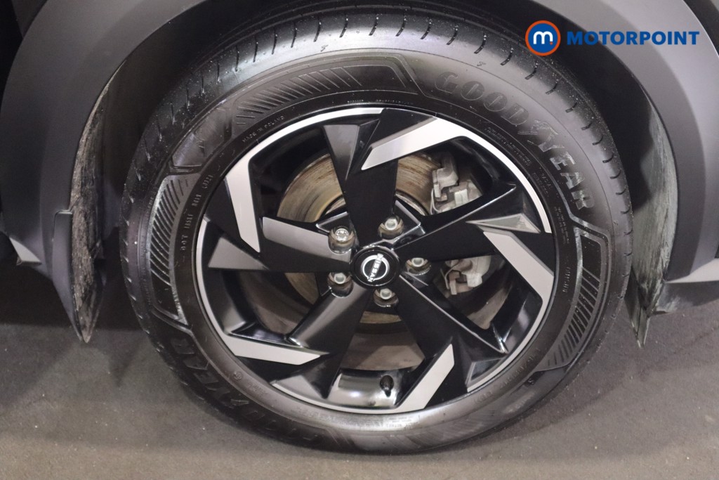 Nissan Juke N-Connecta Automatic Petrol-Electric Hybrid SUV - Stock Number (1574762) - 11th supplementary image