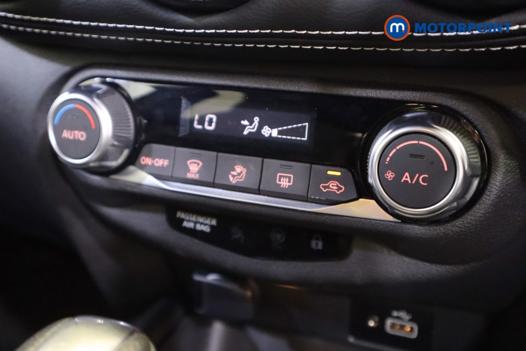 Nissan Juke N-Connecta Automatic Petrol-Electric Hybrid SUV - Stock Number (1574762) - 18th supplementary image