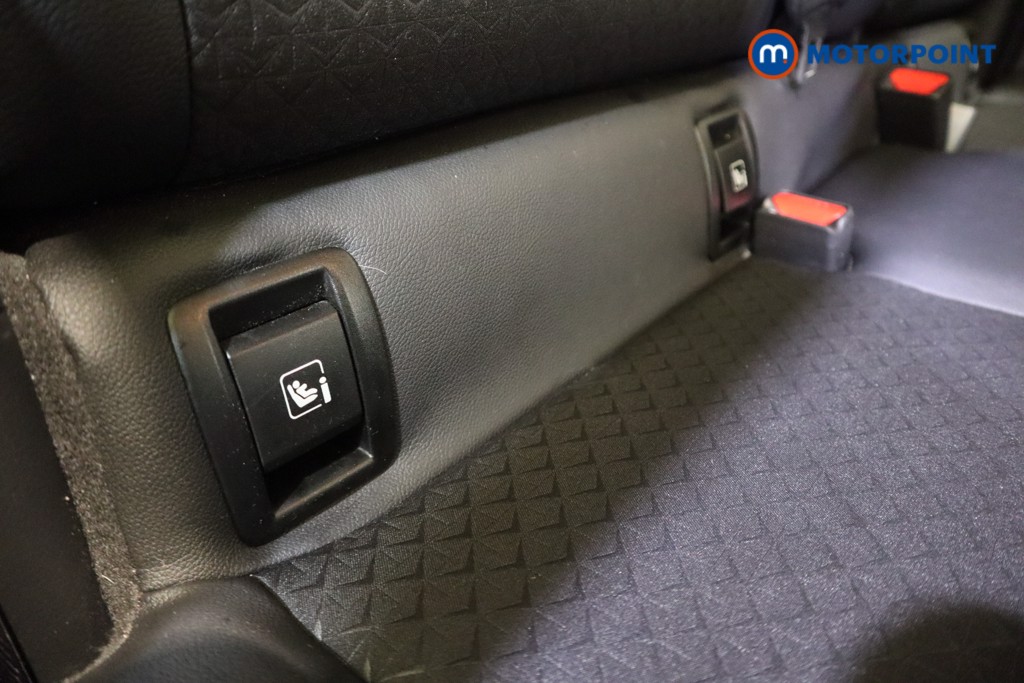 Nissan Juke N-Connecta Automatic Petrol-Electric Hybrid SUV - Stock Number (1574762) - 21st supplementary image