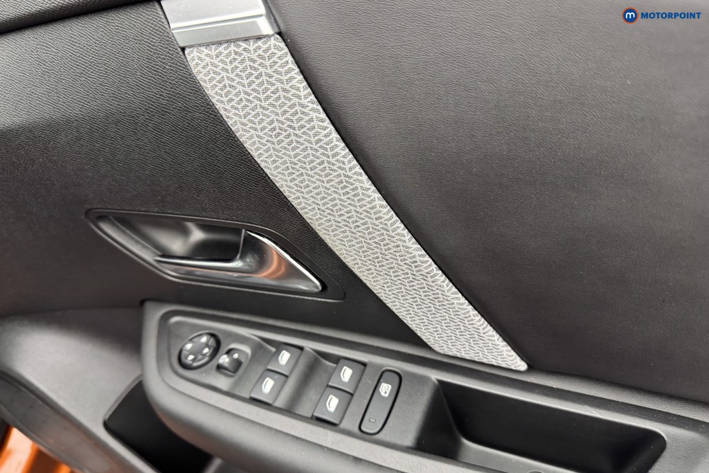 Citroen C4 Shine Manual Petrol Hatchback - Stock Number (1574873) - 23rd supplementary image