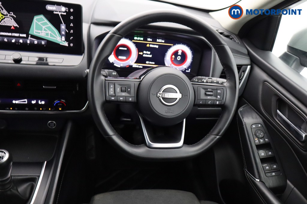 Nissan Qashqai N-Connecta Manual Petrol SUV - Stock Number (1575090) - 3rd supplementary image